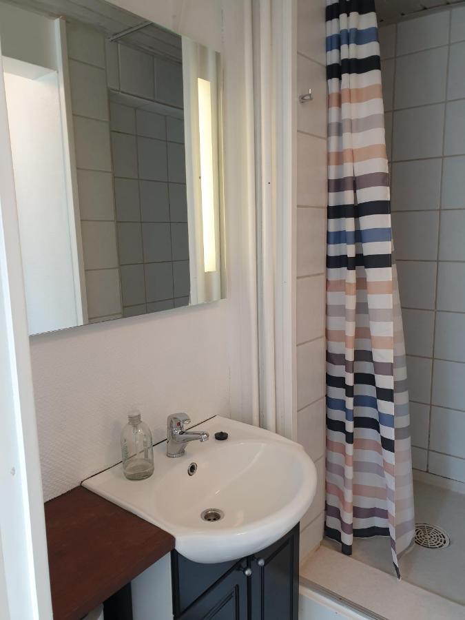 Violen Apartment Akirkeby Luaran gambar