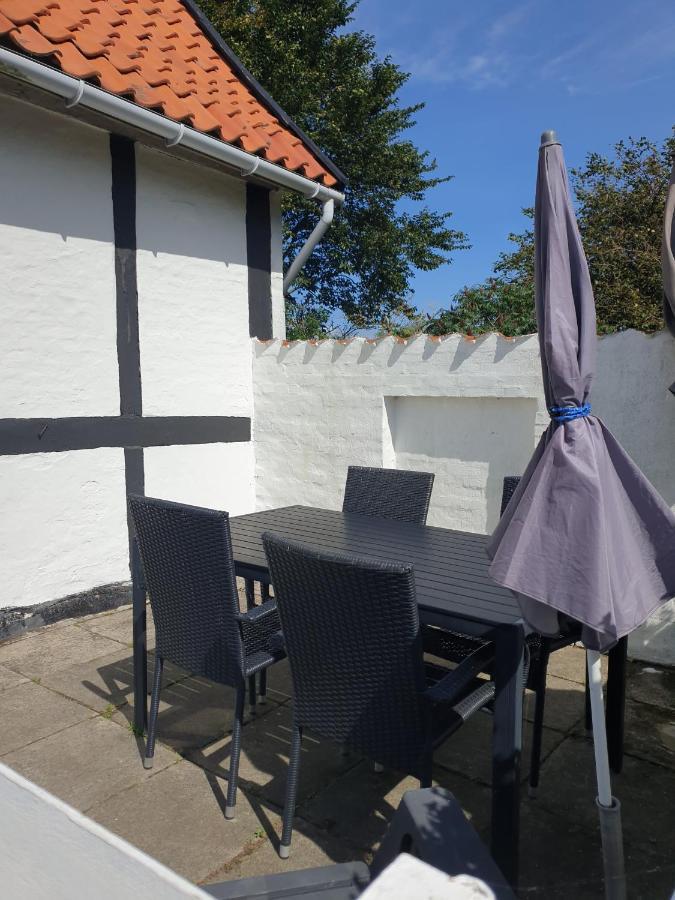 Violen Apartment Akirkeby Luaran gambar